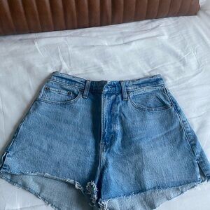 Abercrombie & Fitch Light Mom Shorts Curve Love